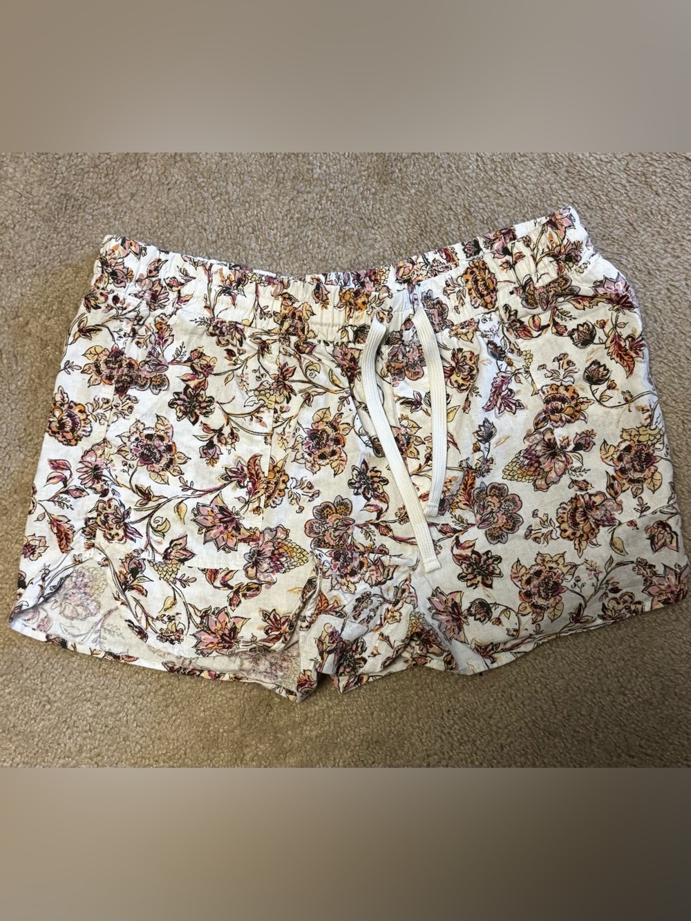 Maurices Women Floral Drawstring Short - White with Pink & Brown Floral size xl